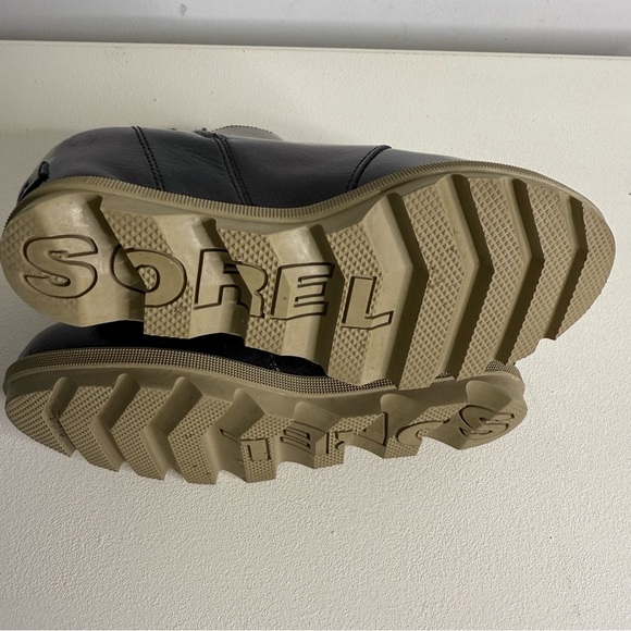 Sorel Girls Joan of Arctic Wedge Ii Zip Boots Patent Leather Black Size 4 - Picture 2 of 7